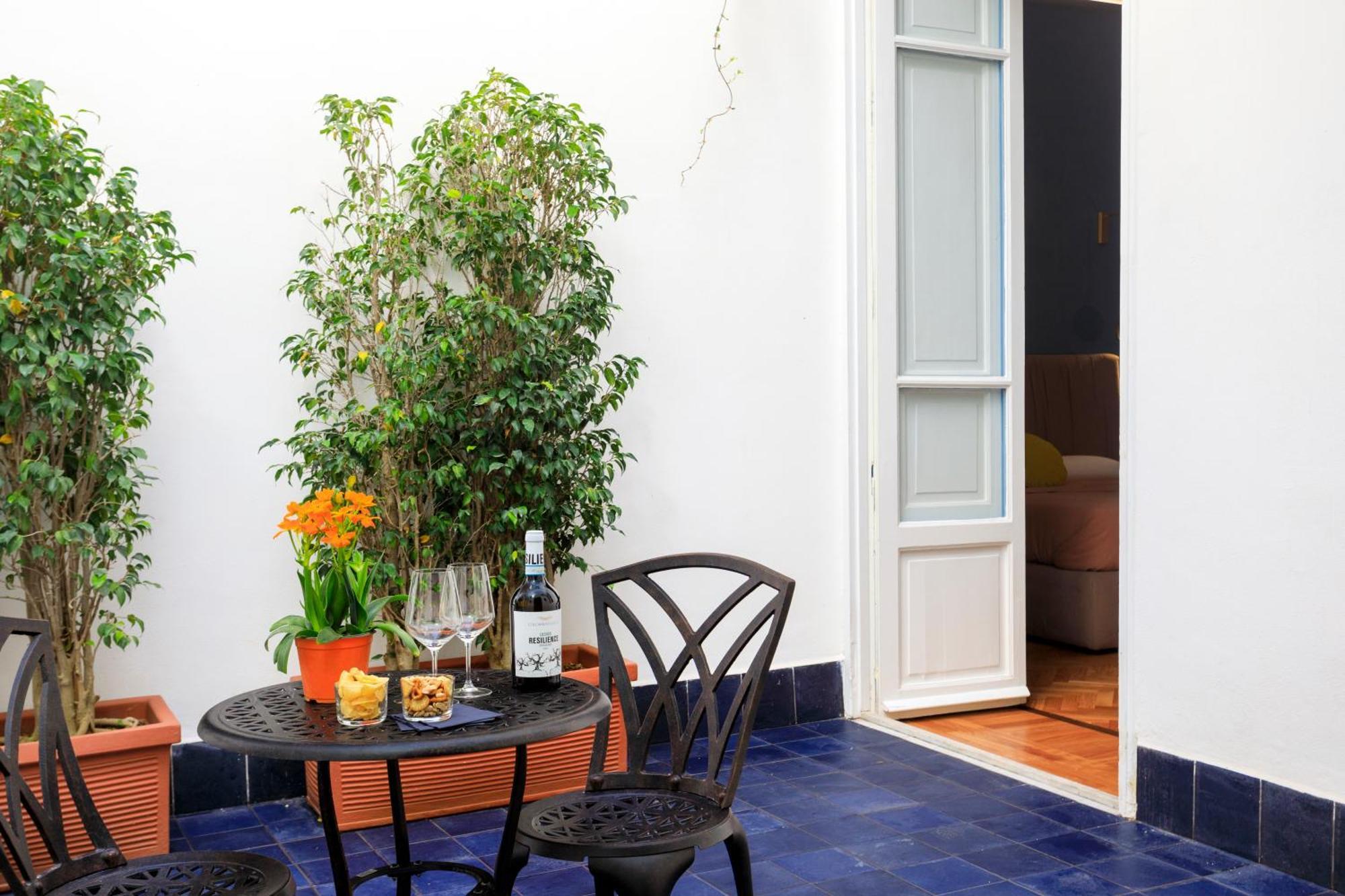 Belmonte Luxury Rooms - Lr Collection Palermo Exterior photo